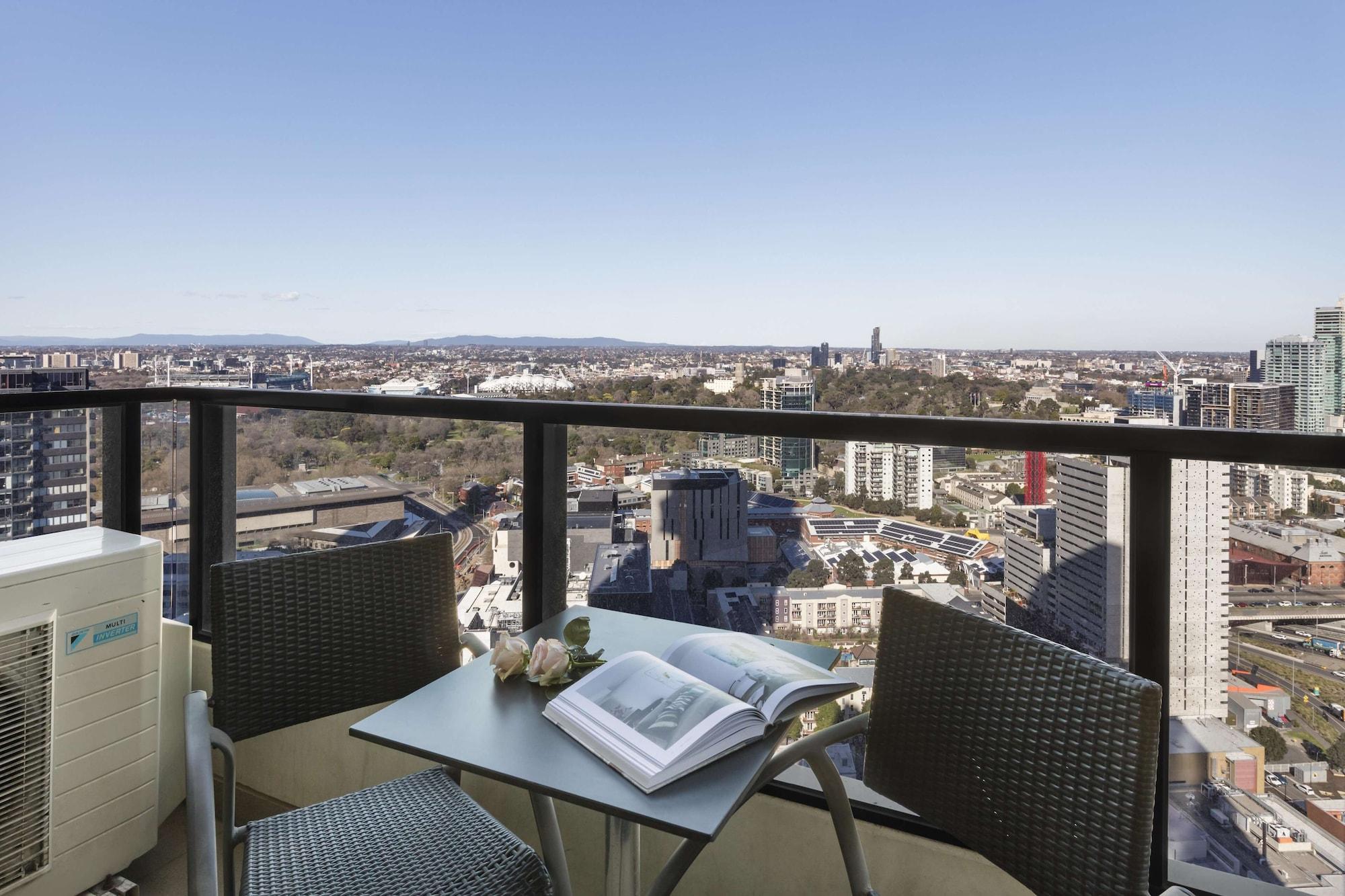 Wrap On Southbank Aparthotel Melbourne Bagian luar foto