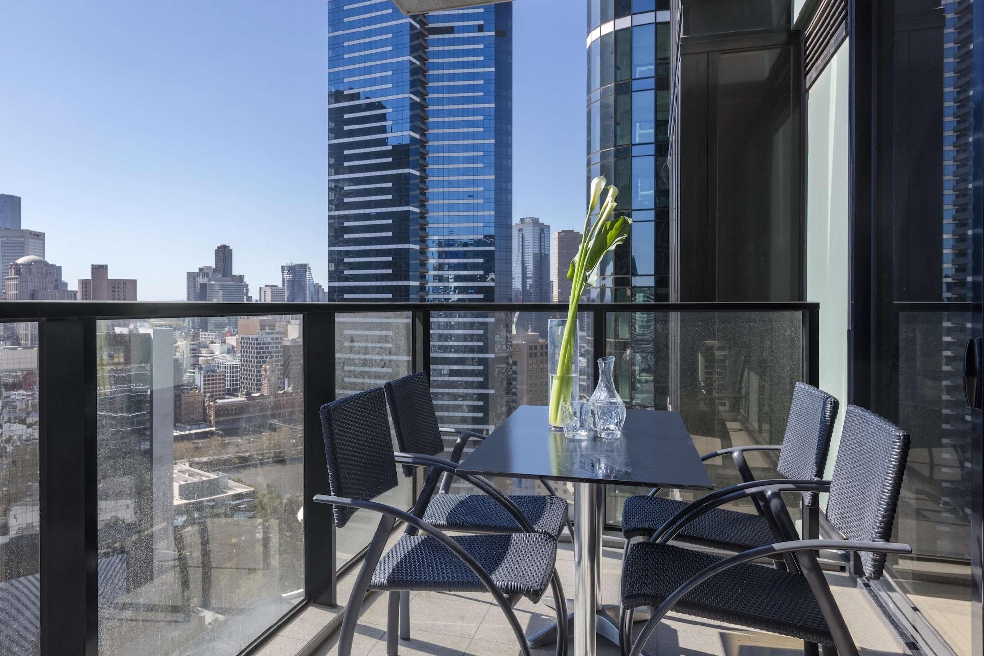 Wrap On Southbank Aparthotel Melbourne Bagian luar foto