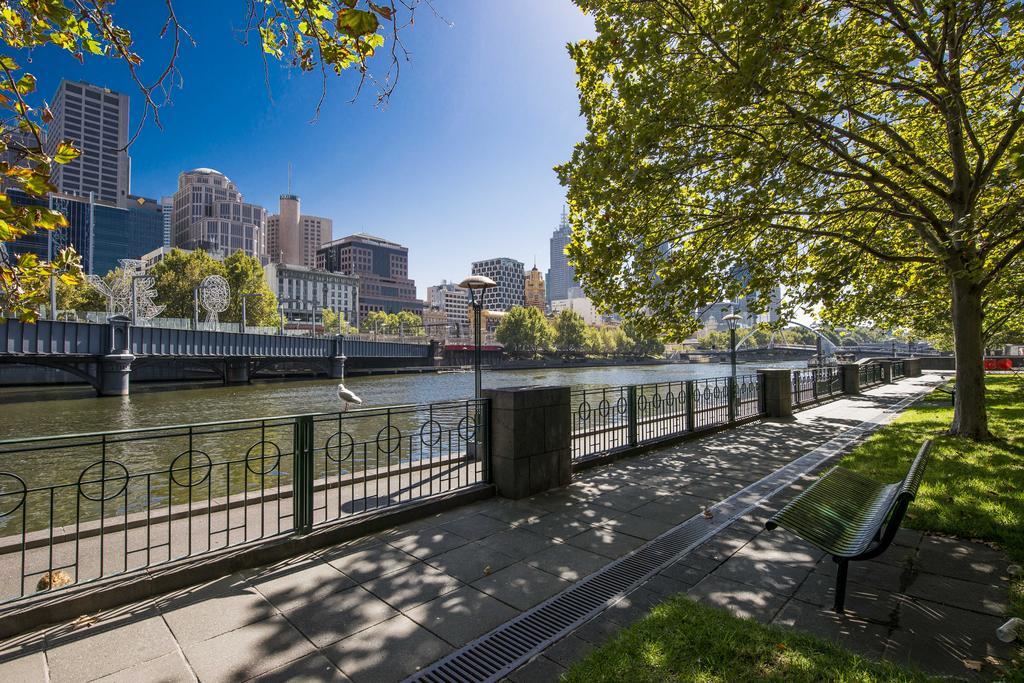 Wrap On Southbank Aparthotel Melbourne Bagian luar foto