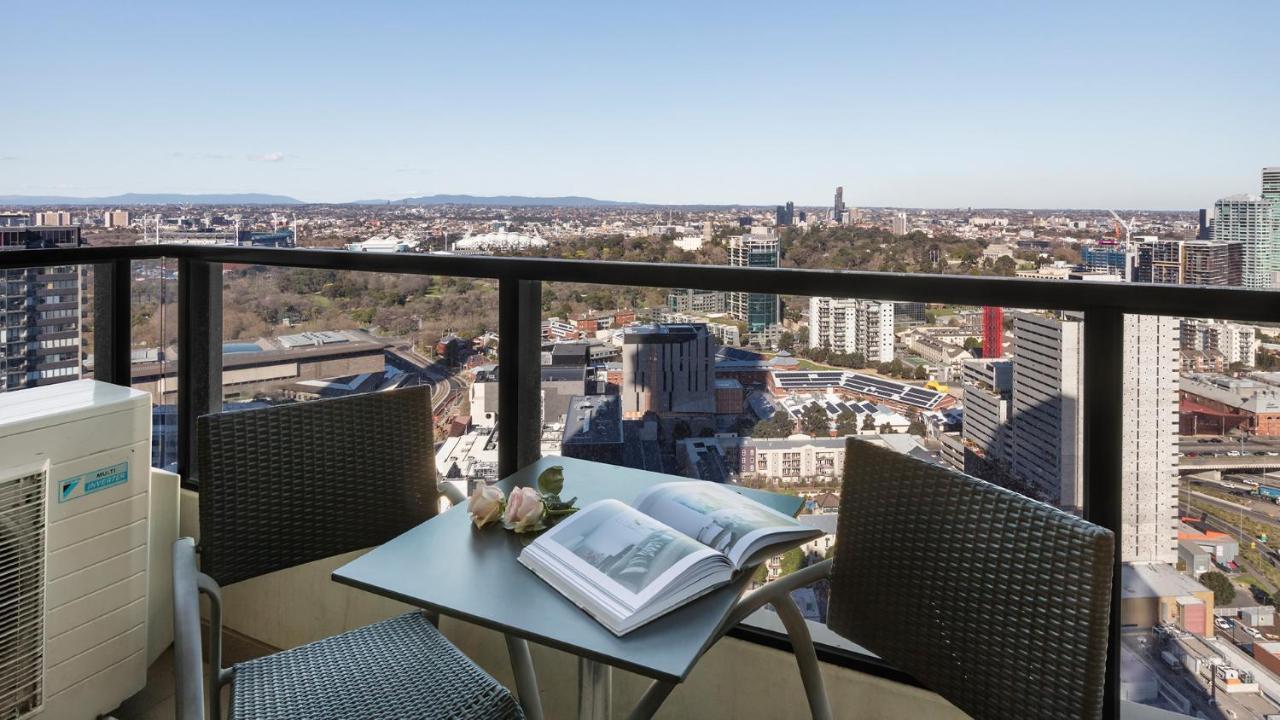 Wrap On Southbank Aparthotel Melbourne Bagian luar foto