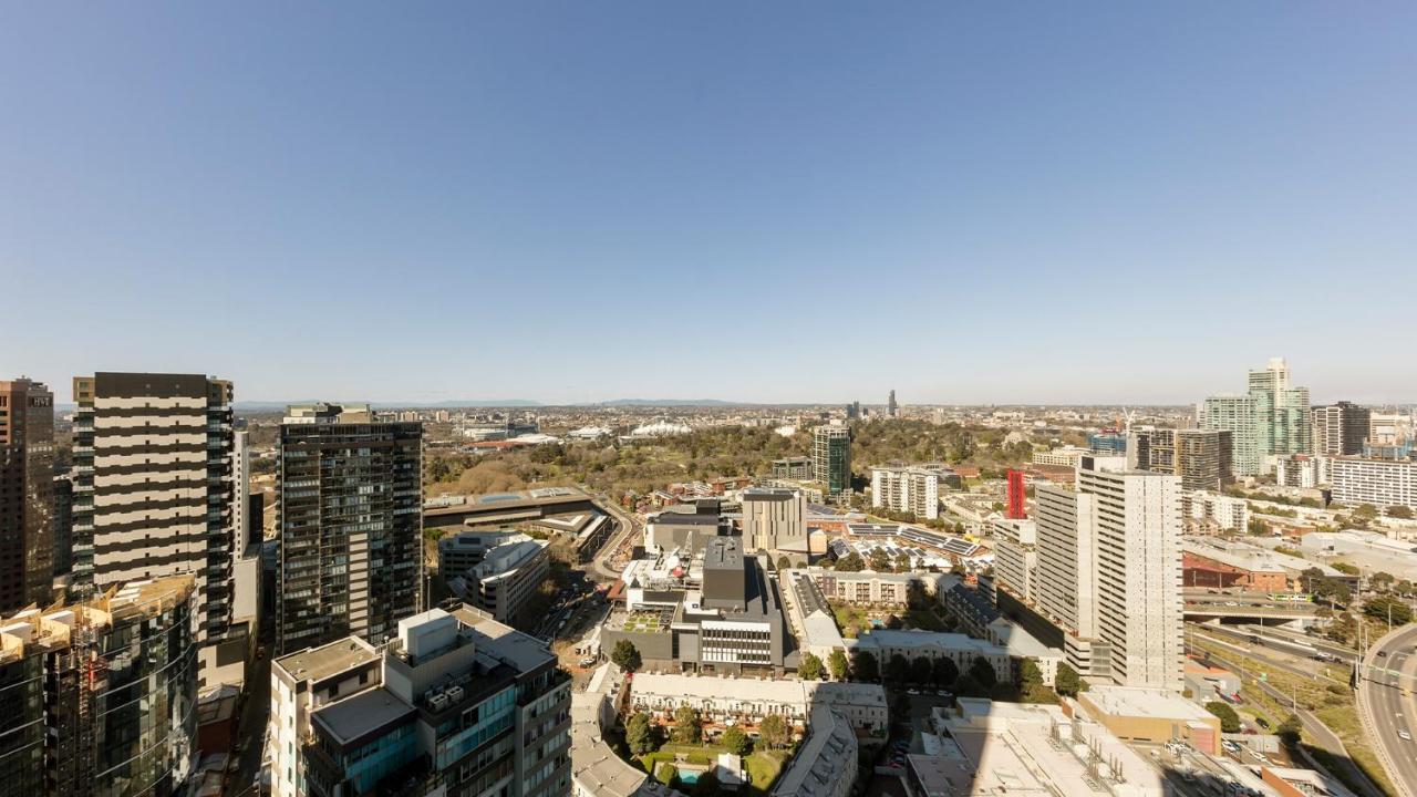 Wrap On Southbank Aparthotel Melbourne Bagian luar foto